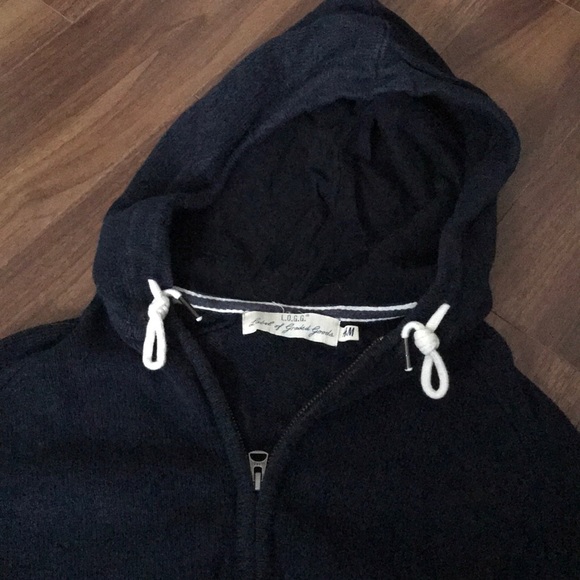 H&M Navy hoodie with zip closure and pockets - Picture 3 of 6